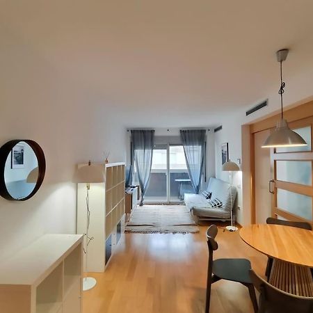Cozy Apartment Forum Beach Sant Adria de Besos Buitenkant foto