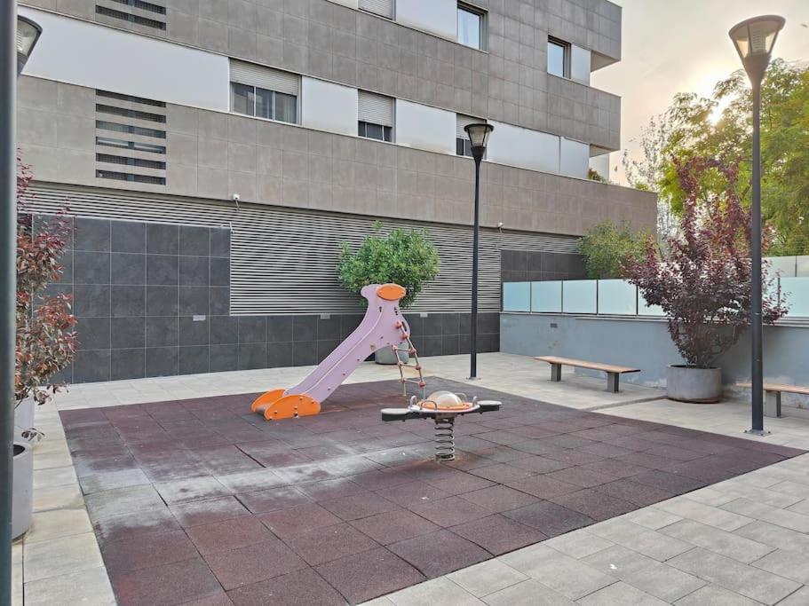 Cozy Apartment Forum Beach Sant Adria de Besos Buitenkant foto