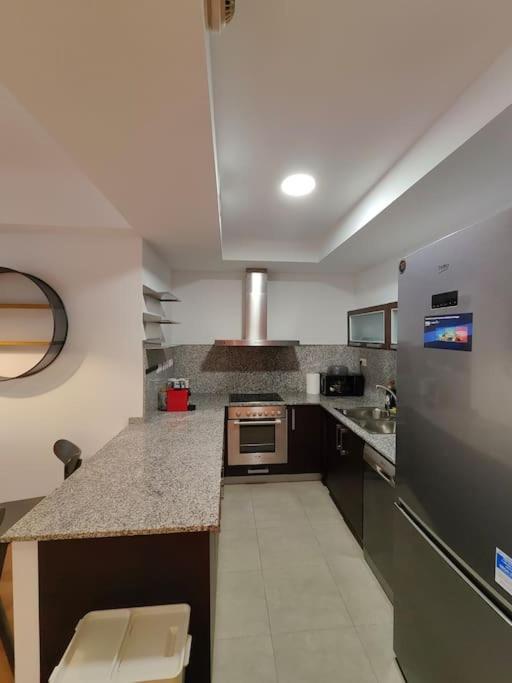Cozy Apartment Forum Beach Sant Adria de Besos Buitenkant foto